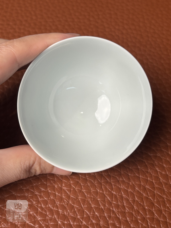 清雍正 斗彩灵芝纹杯一对（带老盒） - 图11
